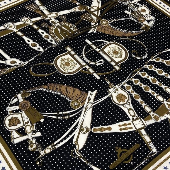 Auth HERMES Carre Geant/Carres 140 - Khaki Black White Cashmere Silk Scarf - Picture 3 of 5